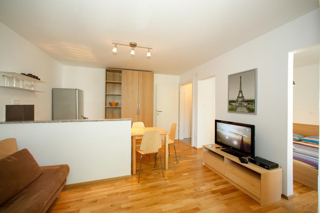 Apartments Harbour Senj  Ruang foto